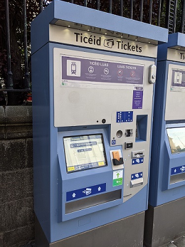 Luas ticket machine