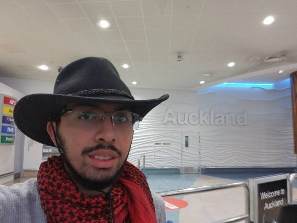 New Zealand student at Auckland Airport New Zealand student at Auckland Airport